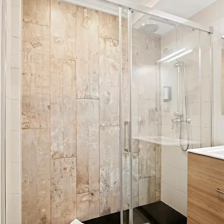 Always Easy I Bermingham 公寓 *